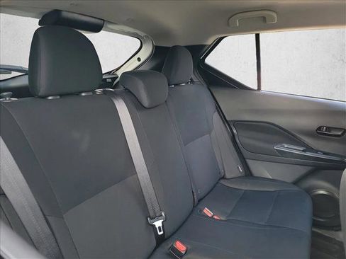 Used 2025 Nissan Kicks Play S image 16