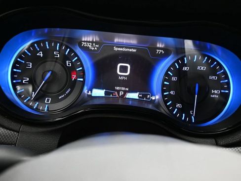 Used 2015 Chrysler 300 S AWD/4WD image 15