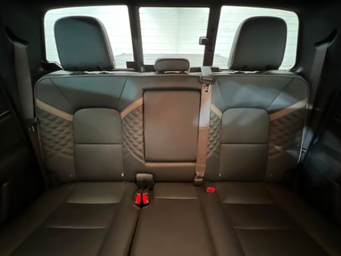 Used 2023 GMC Canyon Denali AWD/4WD image 26
