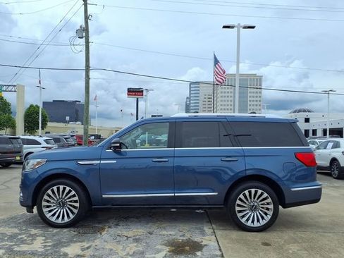 Certified 2020 Lincoln Navigator Reserve w/ Luxury Package RWD image 24