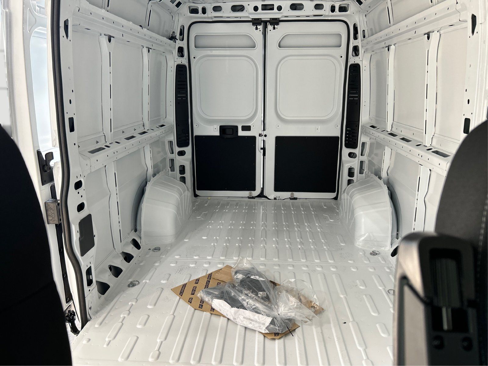 New 2027 RAM ProMaster 2500 w/ Safety Group FWD image 12