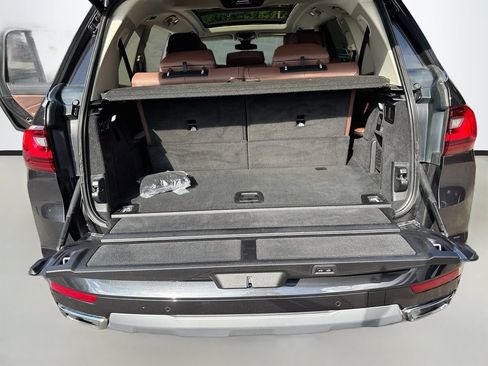 Used 2019 BMW X7 xDrive40i w/ Premium Package AWD/4WD image 36