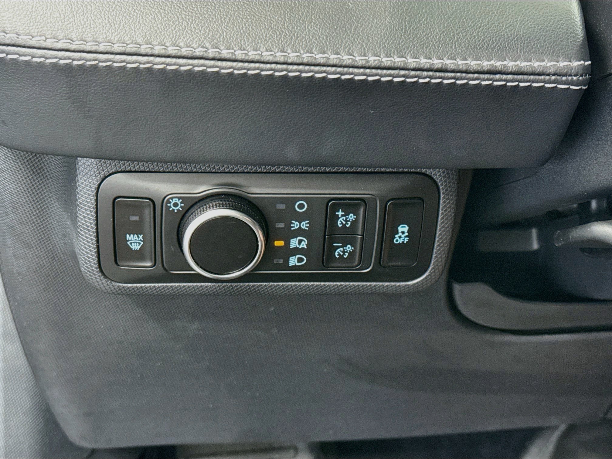 Used 2023 Ford Mustang Mach-E Select w/ Comfort Package Lite RWD image 17