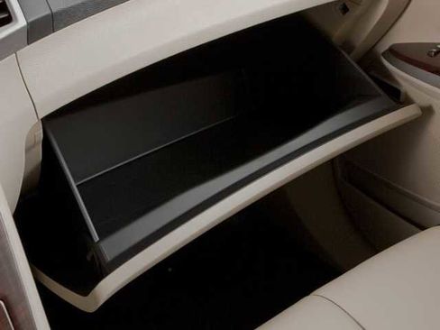 Used 2011 Toyota Venza AWD image 11