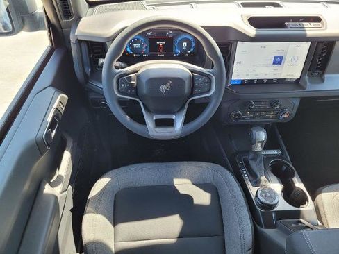 New 2025 Ford Bronco 4-Door image 7