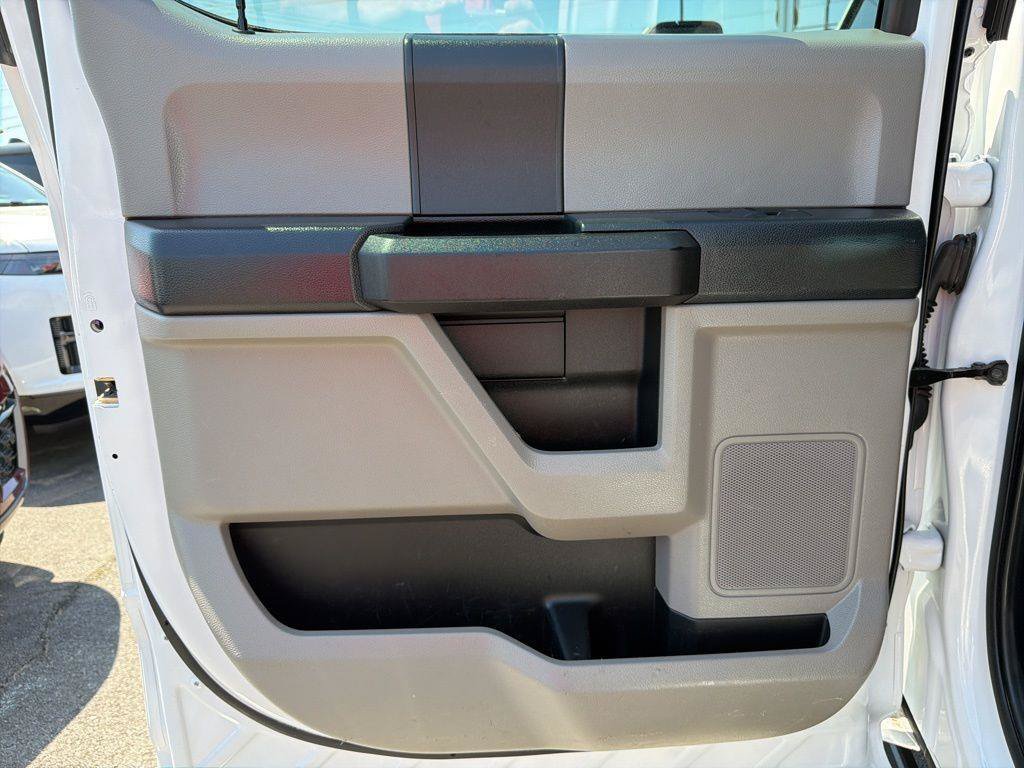 Used 2019 Ford F250 XL w/ Power Equipment Group AWD/4WD image 21