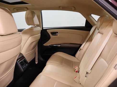Used 2013 Toyota Avalon Limited w/ Technology Pkg FWD image 30