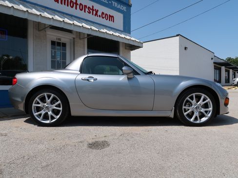 Used 2014 MAZDA MX-5 Miata Grand Touring w/ Premium Package RWD image 4