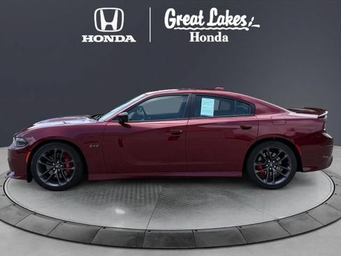 Used 2023 Dodge Charger R/T w/ Plus Group RWD image 3