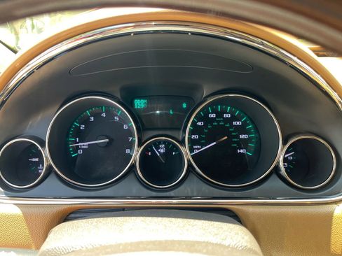 Used 2015 Buick Enclave Premium w/ Experience Buick Package image 37