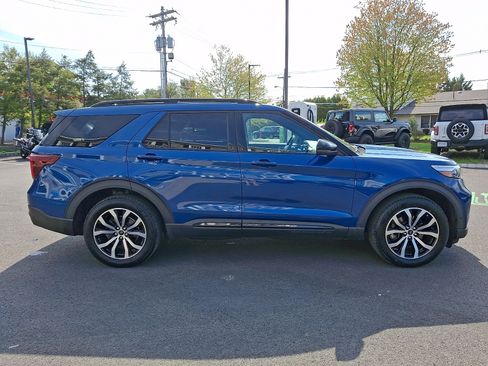 Certified 2020 Ford Explorer ST AWD/4WD image 4