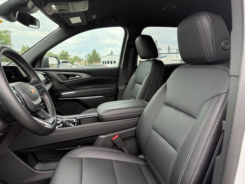 Used 2026 Chevrolet Traverse LT AWD/4WD image 29