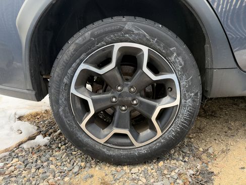 Used 2013 Subaru Crosstrek 2.0i Limited image 12