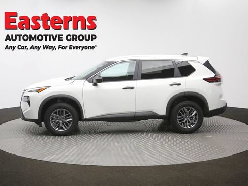 Used 2024 Nissan Rogue S AWD/4WD image 60