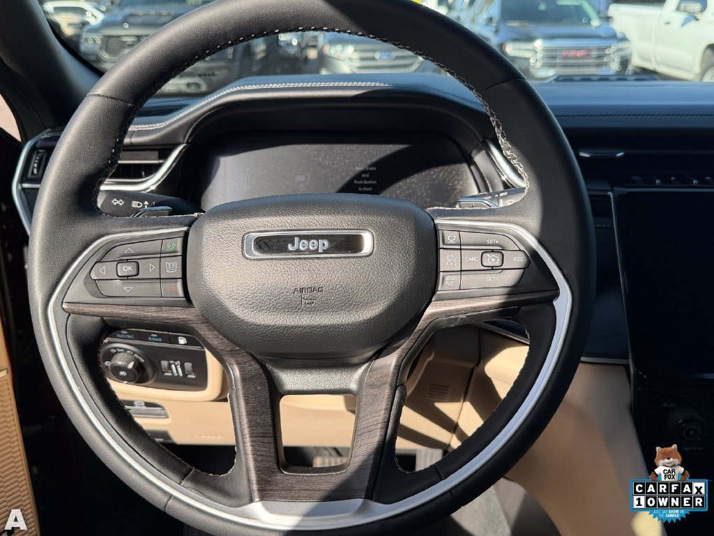 Used 2022 Jeep Grand Cherokee Limited 4xe w/ Luxury Tech Group II AWD/4WD image 6