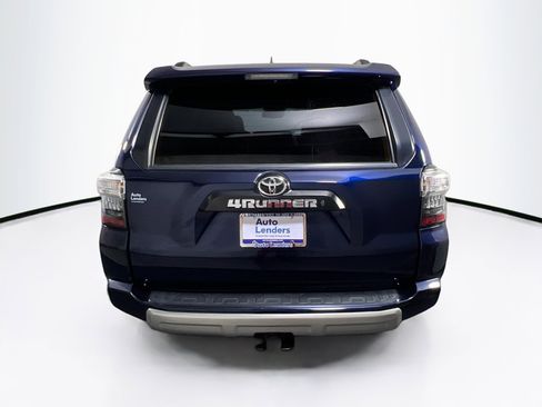 Used 2022 Toyota 4Runner TRD Off-Road Premium AWD/4WD image 5