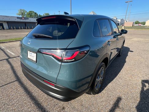 New 2026 Honda HR-V LX image 8