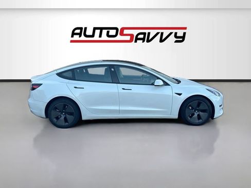 Used 2023 Tesla Model 3 Standard Range RWD image 8