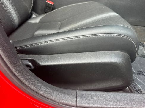 Used 2023 Honda Civic Sport image 21