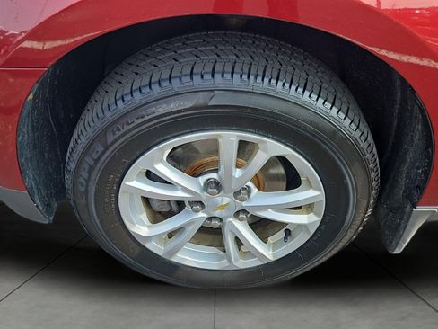 Used 2017 Chevrolet Equinox LT FWD image 12