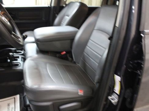 Used 2018 RAM 2500 Tradesman w/ Chrome Appearance Group image 20