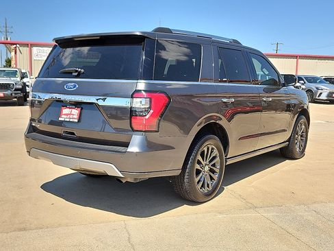 Used 2020 Ford Expedition Limited image 3