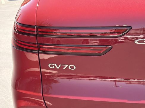Used 2026 Genesis GV70 2.5T Select AWD/4WD image 28