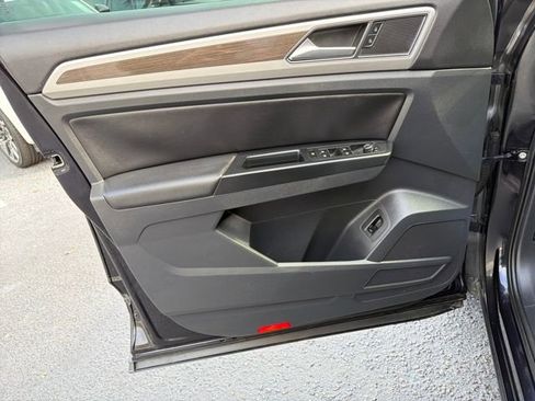 Used 2019 Volkswagen Atlas SE image 13