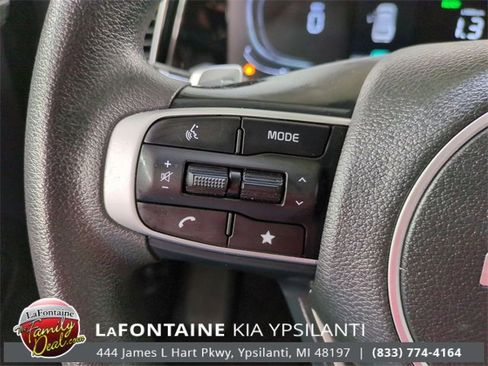 Certified 2024 Kia Sportage LX image 18