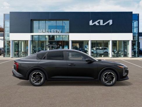 New 2026 Kia K4 EX image 7