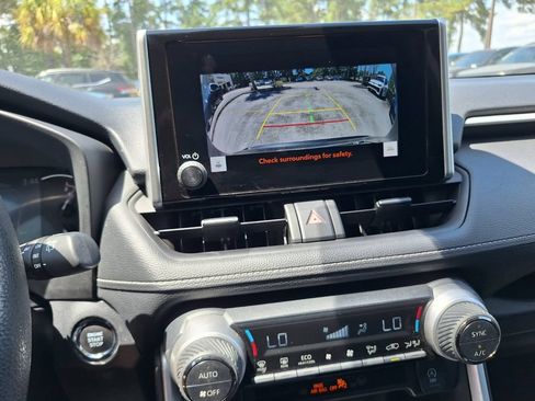 Used 2024 Toyota RAV4 XLE FWD image 14