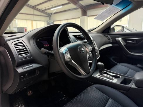 Used 2016 Nissan Altima 2.5 S w/ Power Driver Seat Package FWD image 10