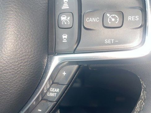 Used 2025 RAM 1500 Laramie w/ Sport Appearance Package image 21