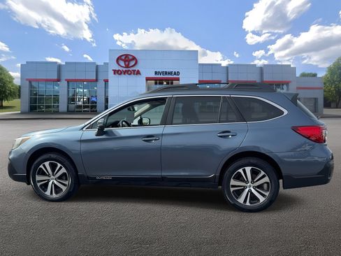 Used 2018 Subaru Outback 2.5i Limited image 4