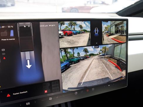 Used 2024 Tesla Cybertruck AWD Crew Cab image 30