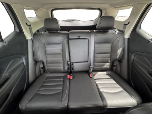 Used 2024 GMC Terrain Denali w/ Black Diamond Edition AWD/4WD image 18