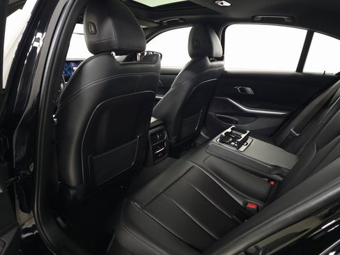 Used 2023 BMW 330i xDrive Sedan w/ Convenience Package image 32