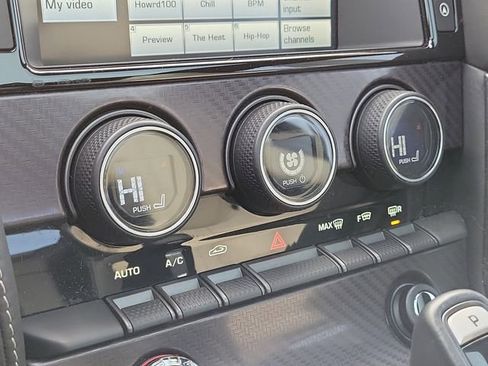 Used 2016 Jaguar F-TYPE R image 28