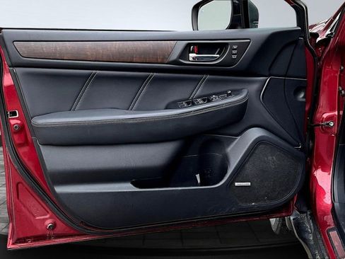 Used 2018 Subaru Outback 2.5i Limited w/ Popular Package #2 image 16