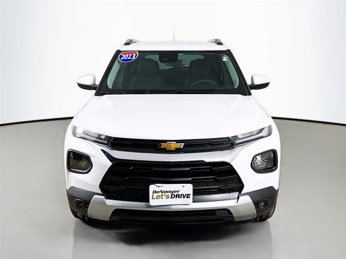 Used 2023 Chevrolet TrailBlazer LT w/ Convenience Package image 3