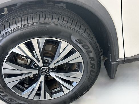 Used 2023 Nissan Rogue SV w/ SV Premium B Package AWD/4WD image 36