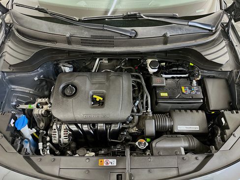 Used 2025 Kia Soul LX w/ LX Technology Package FWD image 33