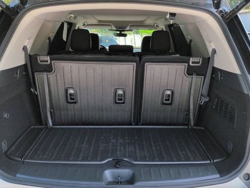 Used 2025 Nissan Pathfinder Platinum w/ Cargo Package FWD image 12