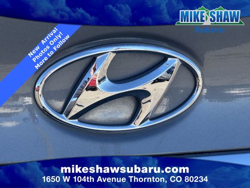 Used 2013 Hyundai Sonata SE w/ Navigation & Sunroof Pkg image 7