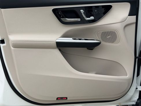New 2026 Mercedes-Benz GLC 300 4MATIC image 13