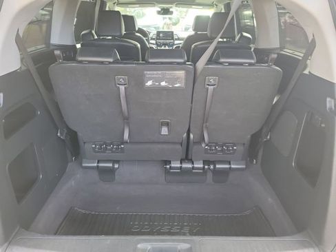 Used 2021 Honda Odyssey Touring image 7