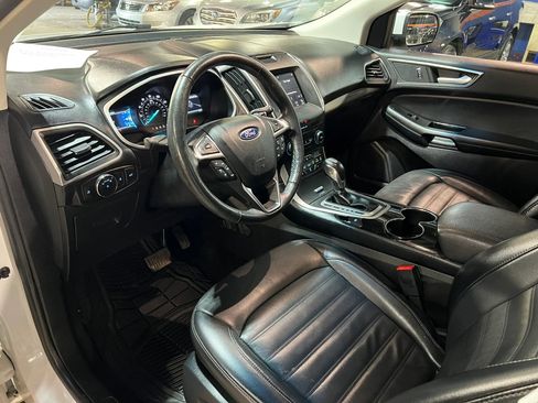 Used 2017 Ford Edge SEL w/ Equipment Group 201A AWD/4WD image 9