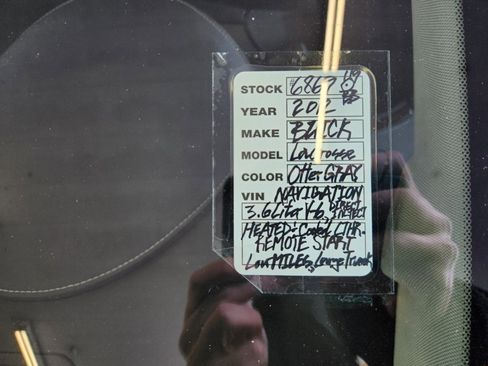 Used 2012 Buick LaCrosse Touring image 17