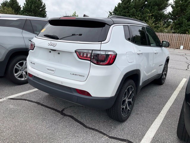 Used 2024 Jeep Compass Limited AWD/4WD image 6