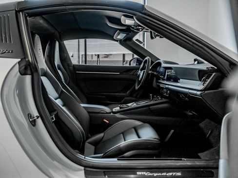 Certified 2025 Porsche 911 Targa 4 GTS image 25